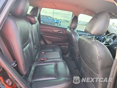 Zdjęcie 11 z 14 samochodu: 2017 NISSAN ROGUE S VIN:5N1AT2MT3HC843191 - miniatura