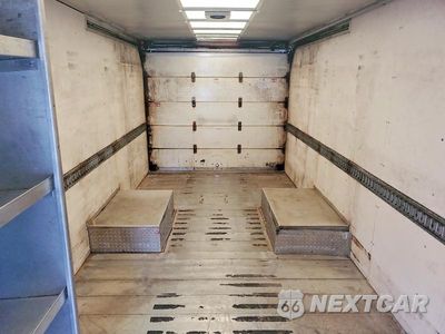 Zdjęcie 10 z 12 samochodu: 2018 FREIGHTLINER MT45G CHASSIS DELIVERY TRUCK VIN:4UZAC2EA2JCJN5671 - miniatura