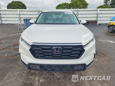 Piąte zdjęcie samochodu w środku: 2025 HONDA CR-V EX VIN:2HKRS3H41SH325305 - miniatura