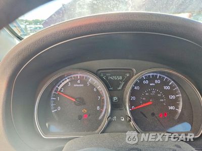 Zdjęcie 9 z 13 samochodu: 2019 NISSAN VERSA SV VIN:3N1CN7AP9KL851628 - miniatura