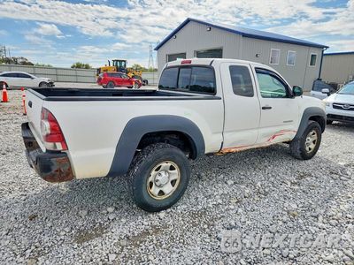 Trzecie zdjęcie samochodu z tyłu: 2010 TOYOTA TACOMA V6 VIN:5TEUU4EN3AZ701019 - miniatura