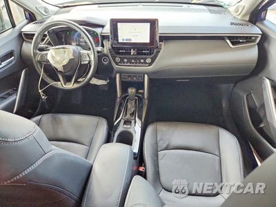 Zdjęcie 8 z 13 samochodu: 2023 TOYOTA COROLLA CROSS XLE VIN:7MUDAAAGXPV063510 - miniatura