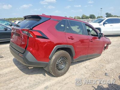 Trzecie zdjęcie samochodu z tyłu: 2024 TOYOTA RAV4 LE VIN:2T3K1RFVXRW348300 - miniatura