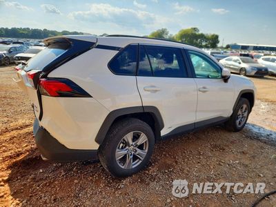 Trzecie zdjęcie samochodu z tyłu: 2024 TOYOTA RAV4 HYBRID XLE VIN:4T3RWRFV1RU135316 - miniatura