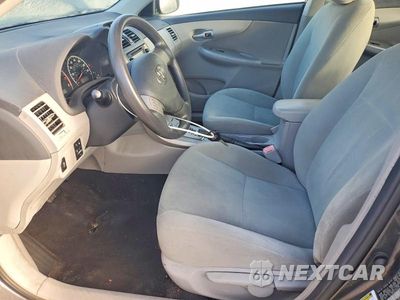 Zdjęcie 7 z 12 samochodu: 2013 TOYOTA COROLLA LE VIN:2T1BU4EE2DC111606 - miniatura