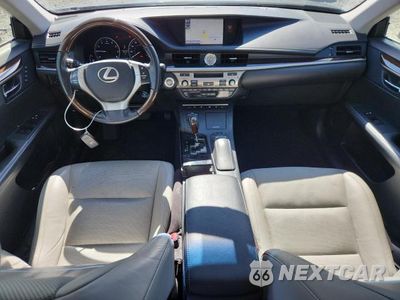 Zdjęcie 8 z 13 samochodu: 2013 LEXUS ES 350 VIN:JTHBK1GG6D2008849 - miniatura