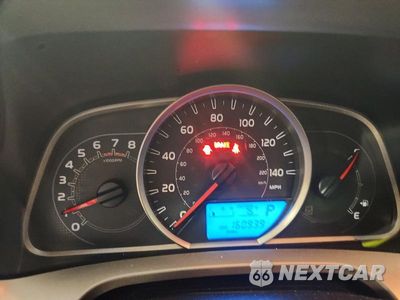 Zdjęcie 9 z 13 samochodu: 2015 TOYOTA RAV4 XLE VIN:JTMRFREV5FD103673 - miniatura