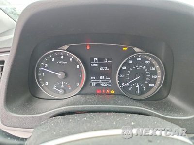 Zdjęcie 9 z 12 samochodu: 2017 HYUNDAI ELANTRA SE VIN:KMHD74LF8HU428483 - miniatura