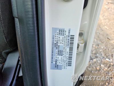 Zdjęcie 13 z 13 samochodu: 2026 MAZDA CX-30 VIN:3MVDMBAL0TM149776 - miniatura
