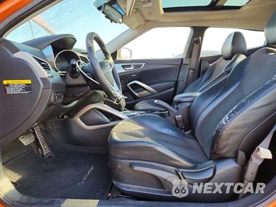 Zdjęcie 7 z 13 samochodu: 2012 HYUNDAI VELOSTER BASE VIN:KMHTC6AD6CU041430 - miniatura