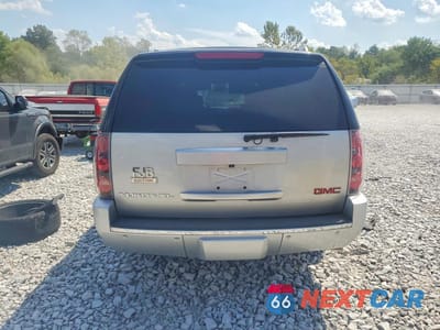 Zdjęcie 6 z 14 samochodu: 2013 GMC YUKON XL DENALI VIN:1GKS2MEFXDR322139 - miniatura