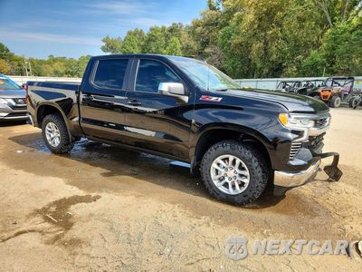 Czwarte zdjęcie samochodu z boku: 2024 CHEVROLET SILVERADO K1500 LT VIN:1GCUDDED1RZ126806 - miniatura