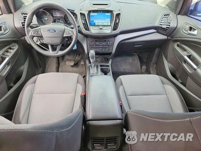Zdjęcie 8 z 13 samochodu: 2018 FORD ESCAPE SE VIN:1FMCU9GD1JUC59777 - miniatura