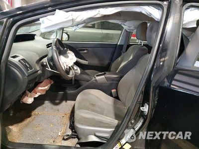 Zdjęcie 7 z 14 samochodu: 2015 TOYOTA PRIUS TWO VIN:JTDKN3DU5F0410312 - miniatura