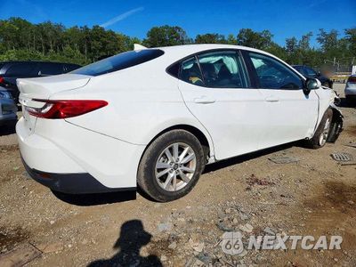 Trzecie zdjęcie samochodu z tyłu: 2025 TOYOTA CAMRY LE VIN:4T1DAACK3SU036905 - miniatura