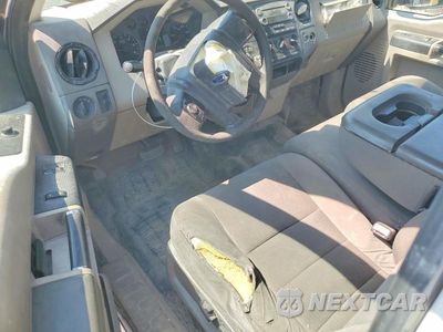 Zdjęcie 8 z 12 samochodu: 2009 FORD F250 SUPER DUTY VIN:1FTNF21569EA80902 - miniatura
