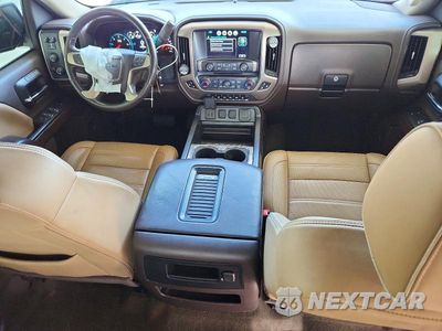 Zdjęcie 8 z 12 samochodu: 2018 GMC SIERRA K1500 DENALI VIN:3GTU2PEJ9JG132838 - miniatura
