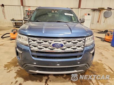Piąte zdjęcie samochodu w środku: 2019 FORD EXPLORER XLT VIN:1FM5K8D83KGA82858 - miniatura
