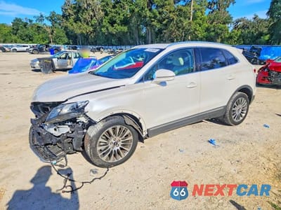 2016 LINCOLN MKC RESERVE 5LMCJ3C90GUJ16123 - główne zdjęcie licytacji z USA - miniatura