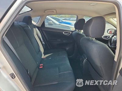 Zdjęcie 10 z 12 samochodu: 2015 NISSAN SENTRA S VIN:3N1AB7AP1FY345073 - miniatura