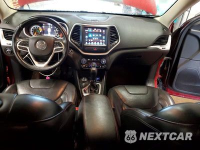 Zdjęcie 8 z 13 samochodu: 2017 JEEP CHEROKEE TRAILHAWK VIN:1C4PJMBS1HD218244 - miniatura