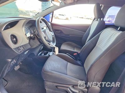 Zdjęcie 7 z 13 samochodu: 2018 TOYOTA YARIS 3-DOOR LE VIN:VNKJTUD38JA098155 - miniatura
