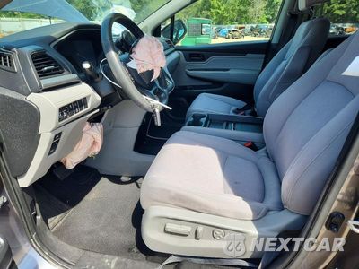 Zdjęcie 7 z 14 samochodu: 2018 HONDA ODYSSEY EX VIN:5FNRL6H57JB007211 - miniatura