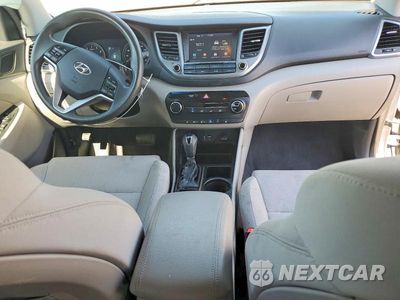 Zdjęcie 8 z 14 samochodu: 2018 HYUNDAI TUCSON SEL VIN:KM8J3CA49JU656654 - miniatura