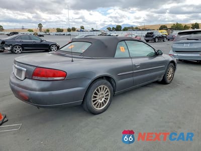 Trzecie zdjęcie samochodu z tyłu: 2005 CHRYSLER SEBRING TOURING VIN:1C3EL55R85N569761 - miniatura