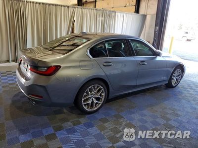 Trzecie zdjęcie samochodu z tyłu: 2026 B M W 3 SERIES 4D SEDAN 330I XDRIVE VIN:3MW89CW09T8G55489 - miniatura