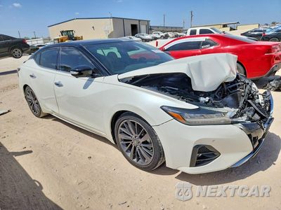 Czwarte zdjęcie samochodu z boku: 2019 NISSAN MAXIMA PLATINUM VIN:1N4AA6AV7KC380184 - miniatura