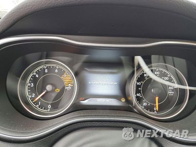 Zdjęcie 9 z 13 samochodu: 2019 JEEP CHEROKEE LIMITED VIN:1C4PJMDX4KD261220 - miniatura