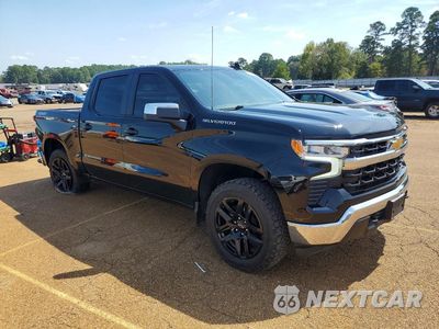 Czwarte zdjęcie samochodu z boku: 2023 CHEVROLET SILVERADO K1500 LT VIN:1GCPDDEK0PZ262434 - miniatura
