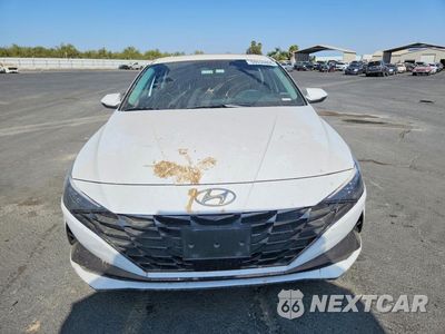 Piąte zdjęcie samochodu w środku: 2023 HYUNDAI ELANTRA LIMITED VIN:KMHLN4AJ1PU045749 - miniatura