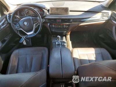 Zdjęcie 8 z 12 samochodu: 2016 BMW X5 XDR40E VIN:5UXKT0C58G0S78404 - miniatura