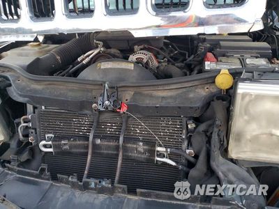 Zdjęcie 12 z 13 samochodu: 2008 JEEP COMMANDER SPORT VIN:1J8HG48K98C125139 - miniatura