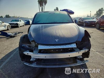 Piąte zdjęcie samochodu w środku: 2023 TESLA MODEL Y VIN:7SAYGDEE6PF871283 - miniatura