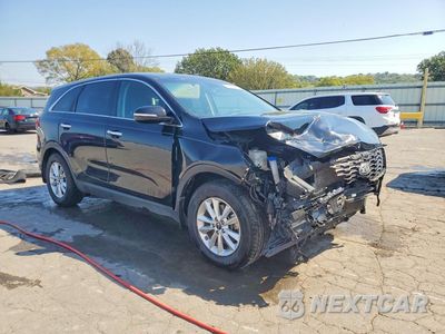 Czwarte zdjęcie samochodu z boku: 2019 KIA SORENTO L VIN:5XYPG4A36KG511994 - miniatura