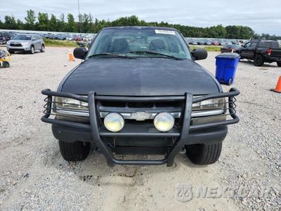 Piąte zdjęcie samochodu w środku: 2003 CHEVROLET S TRUCK S10 VIN:1GCCT19X538114527 - miniatura