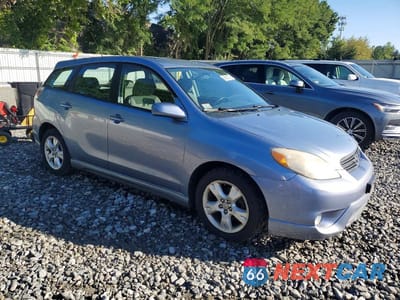 Czwarte zdjęcie samochodu z boku: 2008 TOYOTA MATRIX XR VIN:2T1KR30E18C696753 - miniatura