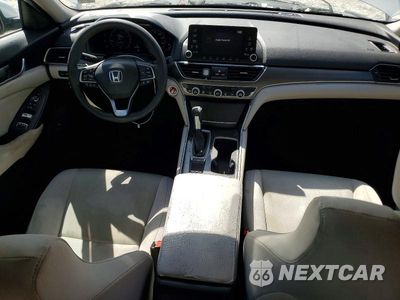Zdjęcie 8 z 12 samochodu: 2018 HONDA ACCORD LX VIN:1HGCV1F10JA111102 - miniatura