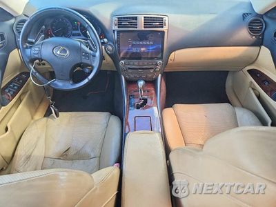 Zdjęcie 8 z 12 samochodu: 2008 LEXUS IS 350 VIN:JTHBE262785018524 - miniatura