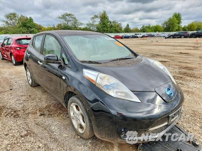 Czwarte zdjęcie samochodu z boku: 2012 NISSAN LEAF SV VIN:JN1AZ0CP7CT021243 - miniatura