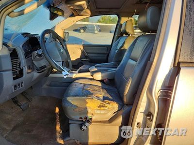 Zdjęcie 7 z 13 samochodu: 2005 NISSAN ARMADA SE VIN:5N1AA08A95N716237 - miniatura
