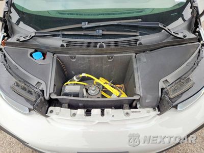 Zdjęcie 11 z 12 samochodu: 2018 BMW I3 BEV VIN:WBY7Z2C55JVE65094 - miniatura