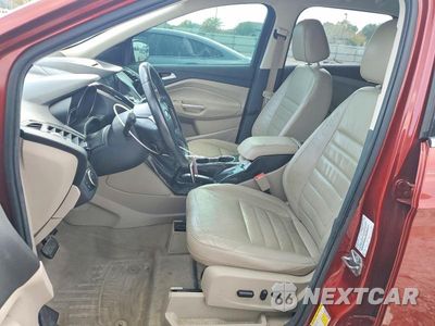 Zdjęcie 7 z 13 samochodu: 2016 FORD ESCAPE TITANIUM VIN:1FMCU9J98GUC23131 - miniatura