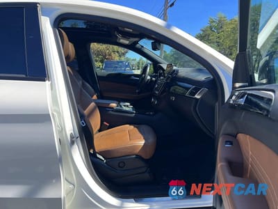 Piąte zdjęcie samochodu w środku: 2019 MERCEDES-BENZ GLE COUPE 43 AMG VIN:4JGED6EB1KA138632 - miniatura