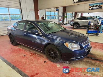 Czwarte zdjęcie samochodu z boku: 2011 CHEVROLET MALIBU 2LT VIN:1G1ZD5E18BF215094 - miniatura