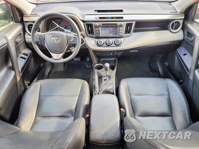 Zdjęcie 8 z 12 samochodu: 2015 TOYOTA RAV4 LE VIN:JTMZFREV5FD055382 - miniatura