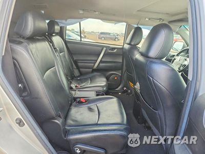 Zdjęcie 10 z 13 samochodu: 2012 TOYOTA HIGHLANDER SE VIN:5TDBK3EH0CS110888 - miniatura
